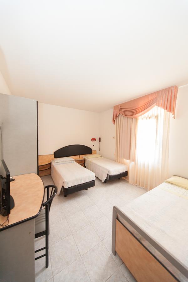 Hotel Ulisse Carpegna Exterior photo