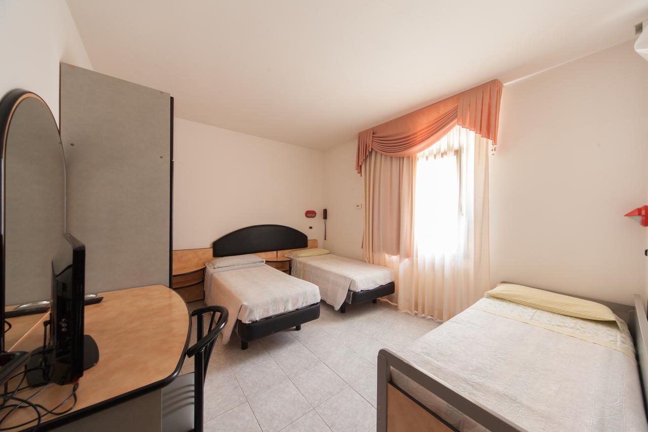 Hotel Ulisse Carpegna Exterior photo